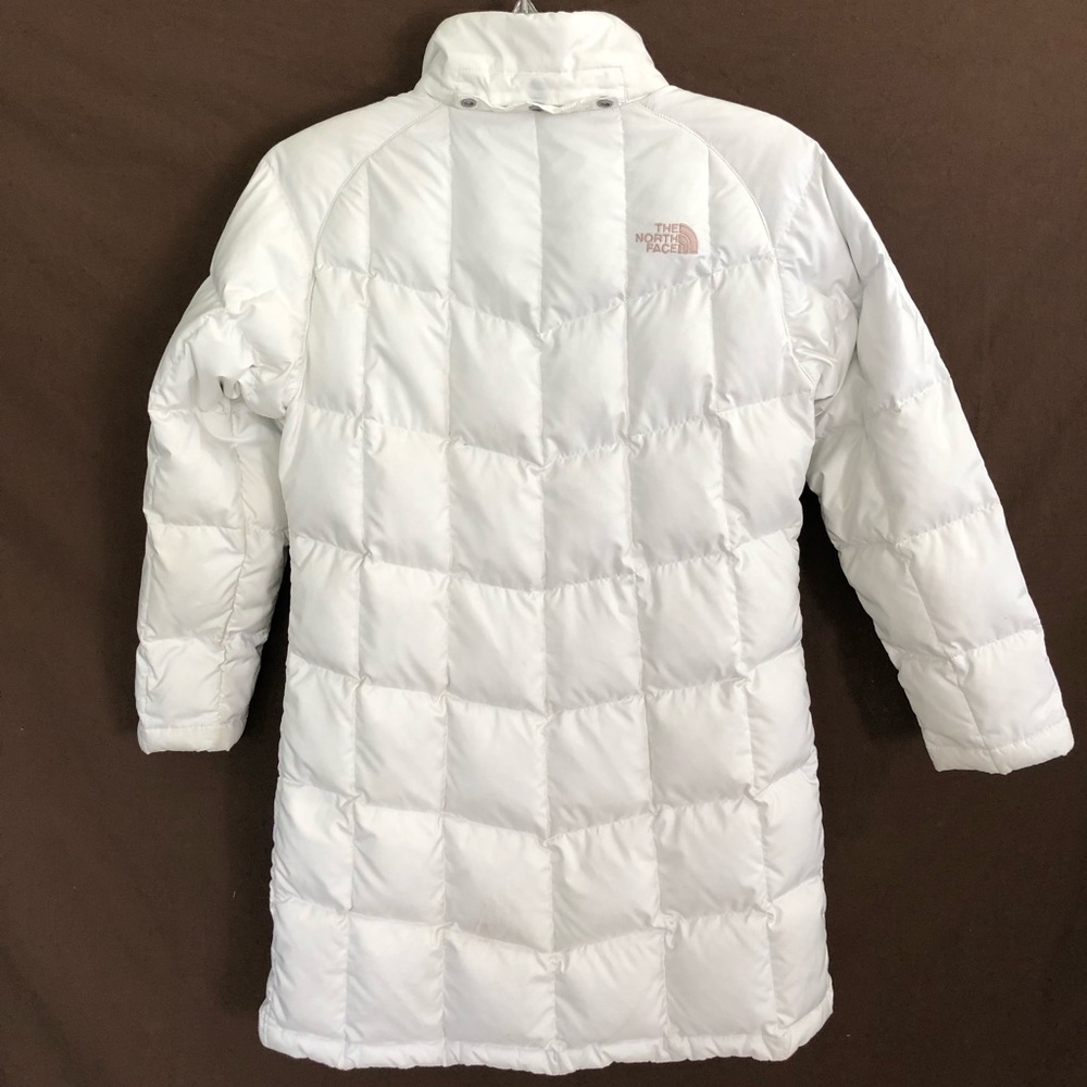 The North Face Girl's 550 Goose Down Coat M 10-12 - Picture 6 of 8